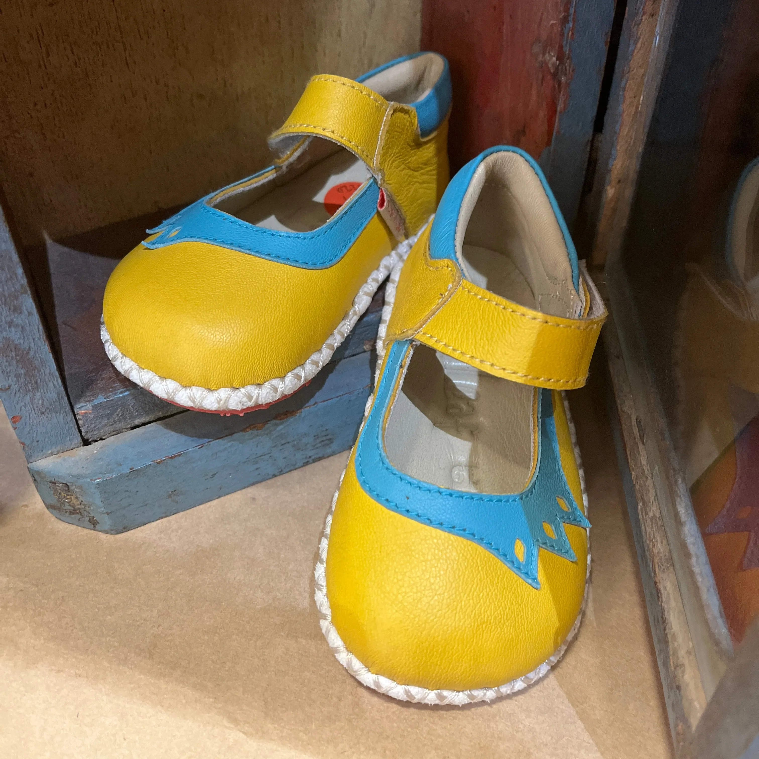 Crown shoe